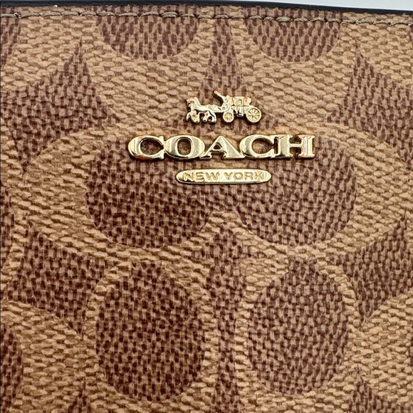 Coach Brown and Tan Signature Wallet - Picture 8 of 8